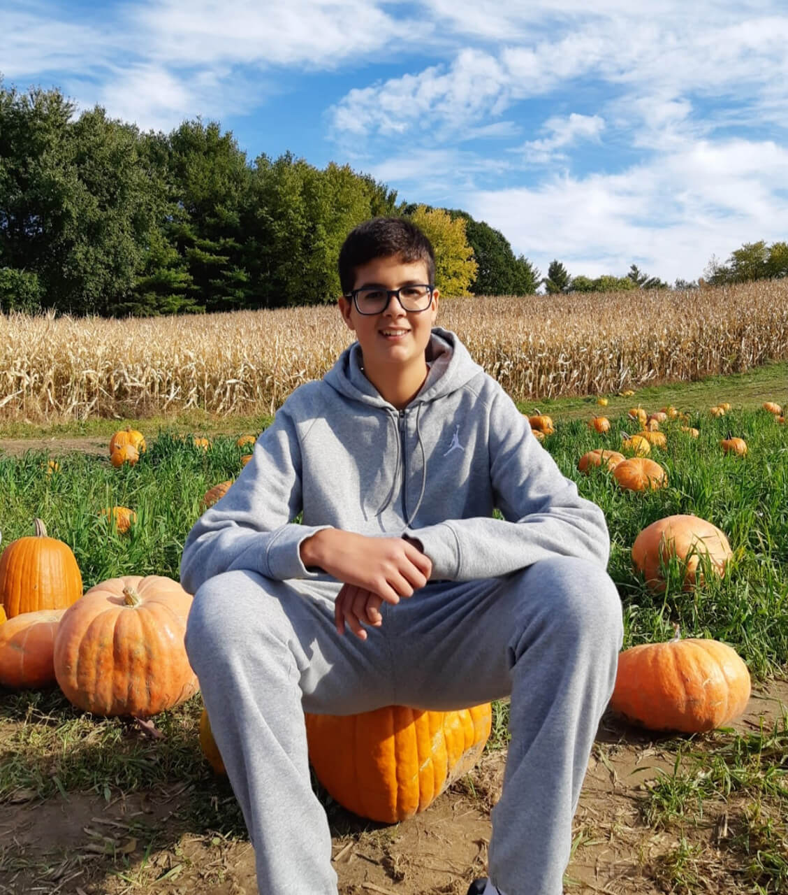1-1_programa_Canada_Colegio-publico_familia_estudiante-7_calabazas_1128x1280px_NR_tiny