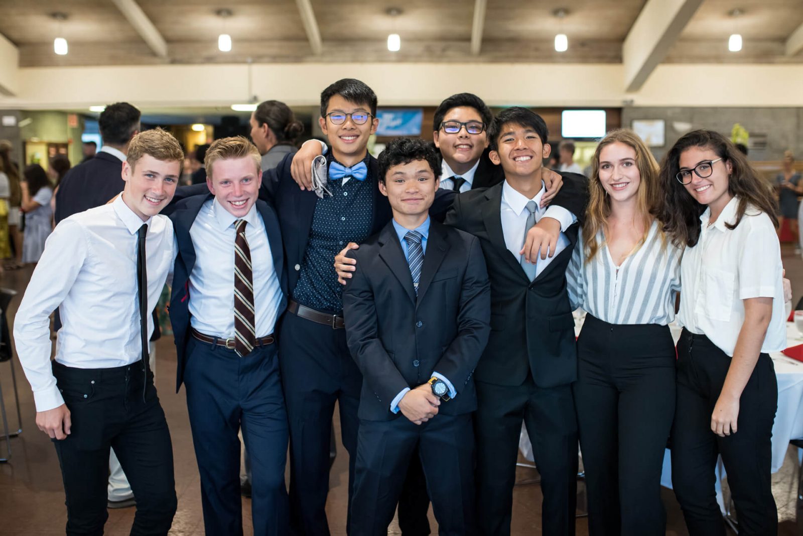 2-2_programa_internado_EEUU_prom-graduacion-baile_hawaii-prep-IMG_3910_1920px_tiny