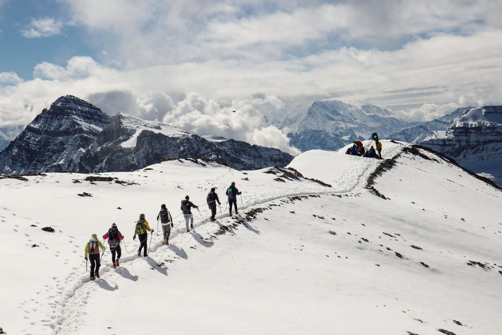 2-4_programa_internado_suiza_actividades-exterior_alpinismo-ski-hiking-altamontana_leysin-AlpineClub_2_1920px_tiny