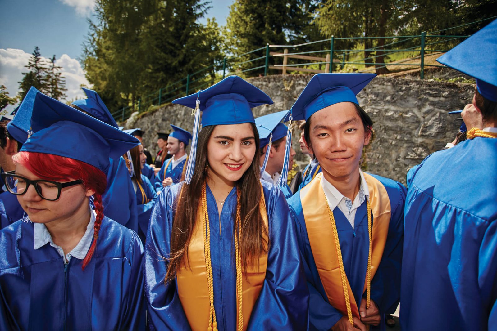 2-4_programa_internado_suiza_graduacion-prom_leysin-Graduation_1920px_tiny
