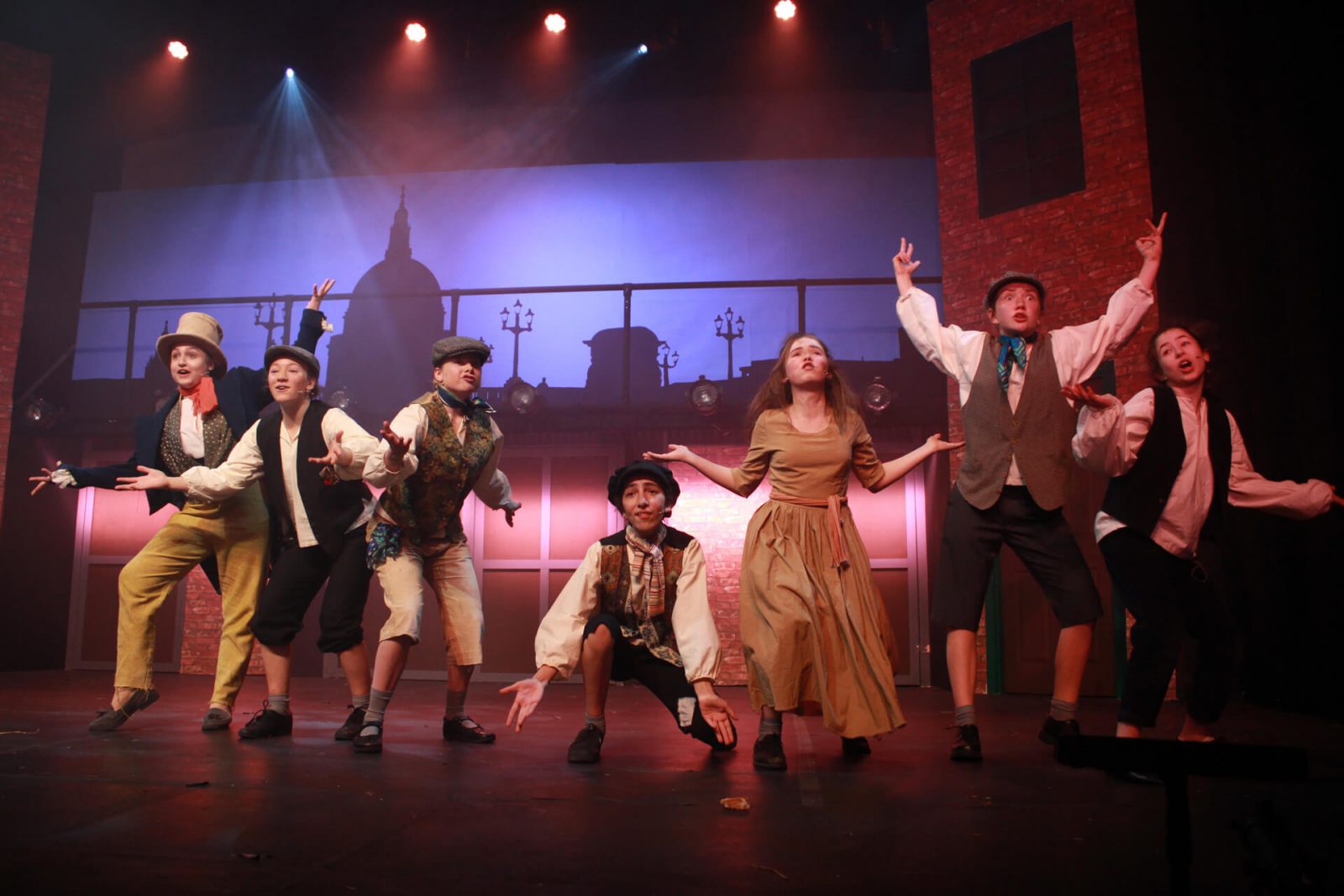 2-3_programa_internado_reino-unido_arte-dramatico_Roedean_1920px