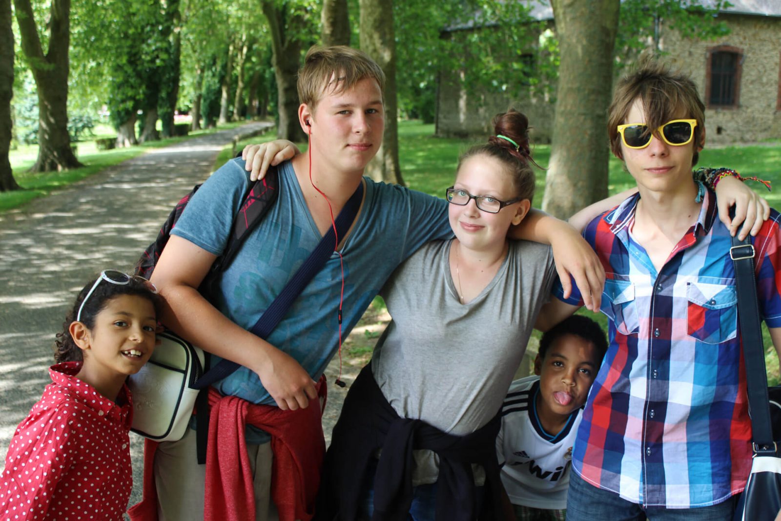 4_programa_verano_Excellencia-ninos-amigos_1920px