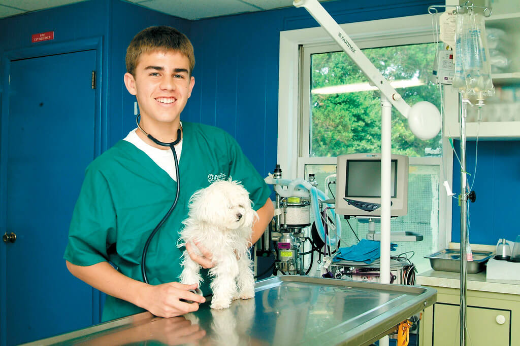 5-1_programa_enrichment-y-precollege_veterinaria_JK_Pennsynlvania_41024px_tiny