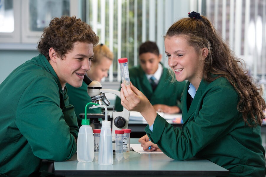 Internado en Reino Unido